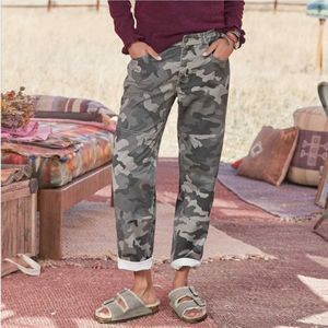 Sundance Reed Gray Camo Pants | 10